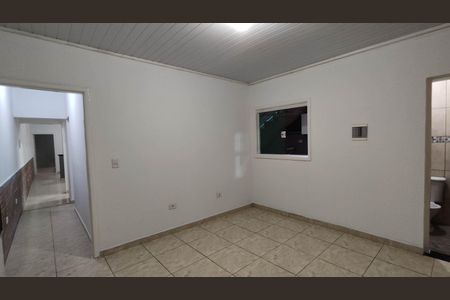 Suíte de casa para alugar com 2 quartos, 99m² em Vila das Nacoes, Ferraz de Vasconcelos