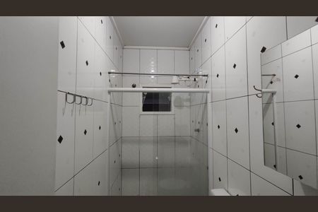 Casa para alugar com 99m², 2 quartos e sem vagaBanheiro social