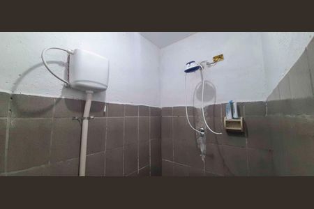 Banheiro de apartamento para alugar com 1 quarto, 50m² em Km 18, Osasco