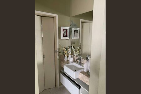 Casa à venda com 3 quartos, 172m² em Jardim Alzira, São Paulo