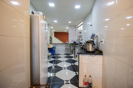 Casa à venda com 140m², 3 quartos e sem vaga Casa à venda com 140m², 3 quartos e sem vagaCozinha