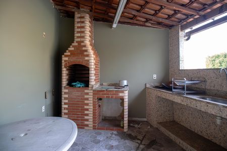 Casa à venda com 140m², 3 quartos e sem vaga Casa à venda com 140m², 3 quartos e sem vagaChurrasqueira