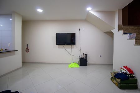 Casa à venda com 140m², 3 quartos e sem vaga Casa à venda com 140m², 3 quartos e sem vagaSala
