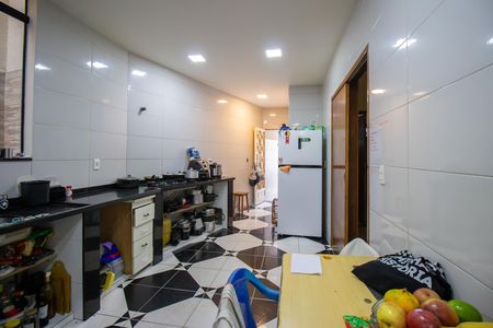 Casa à venda com 140m², 3 quartos e sem vaga Casa à venda com 140m², 3 quartos e sem vagaCozinha