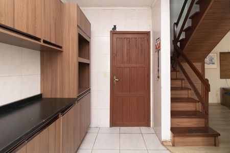 Casa para alugar com 70m², 2 quartos e 1 vaga Casa para alugar com 70m², 2 quartos e 1 vagaCozinha e Área de Serviço
