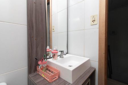 Casa para alugar com 70m², 2 quartos e 1 vaga Casa para alugar com 70m², 2 quartos e 1 vagaBanheiro
