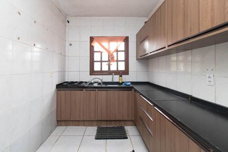 Casa para alugar com 70m², 2 quartos e 1 vaga Casa para alugar com 70m², 2 quartos e 1 vagaCozinha e Área de Serviço