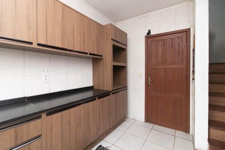 Casa para alugar com 70m², 2 quartos e 1 vaga Casa para alugar com 70m², 2 quartos e 1 vagaCozinha e Área de Serviço
