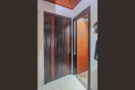 Casa de condomínio à venda com 144m², 3 quartos e 2 vagas Casa de condomínio à venda com 144m², 3 quartos e 2 vagasCorredor