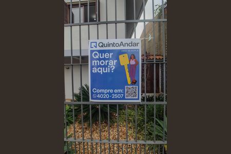 Casa de condomínio à venda com 144m², 3 quartos e 2 vagas Casa de condomínio à venda com 144m², 3 quartos e 2 vagas Fachada/Placa