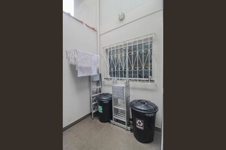 Casa de condomínio à venda com 144m², 3 quartos e 2 vagas Casa de condomínio à venda com 144m², 3 quartos e 2 vagasArea de serviço/Quintal