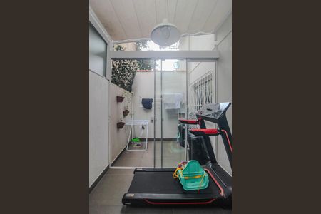 Casa de condomínio à venda com 144m², 3 quartos e 2 vagas Casa de condomínio à venda com 144m², 3 quartos e 2 vagasArea de serviço/Quintal