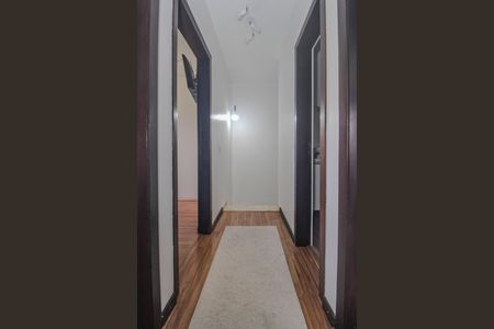 Casa de condomínio à venda com 144m², 3 quartos e 2 vagas Casa de condomínio à venda com 144m², 3 quartos e 2 vagasCorredor