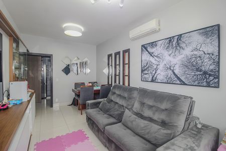 Casa de condomínio à venda com 144m², 3 quartos e 2 vagas Casa de condomínio à venda com 144m², 3 quartos e 2 vagasSala