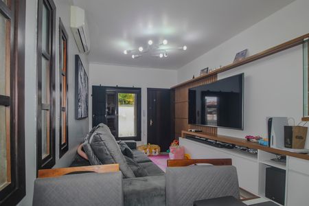 Casa de condomínio à venda com 144m², 3 quartos e 2 vagas Casa de condomínio à venda com 144m², 3 quartos e 2 vagasSala