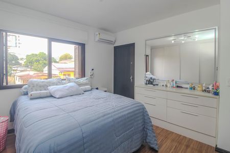 Casa de condomínio à venda com 144m², 3 quartos e 2 vagas Casa de condomínio à venda com 144m², 3 quartos e 2 vagasSuite