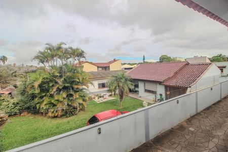 Casa de condomínio à venda com 144m², 3 quartos e 2 vagas Casa de condomínio à venda com 144m², 3 quartos e 2 vagasVista
