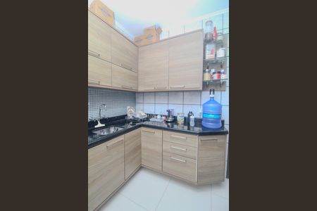 Casa de condomínio à venda com 144m², 3 quartos e 2 vagas Casa de condomínio à venda com 144m², 3 quartos e 2 vagasCozinha