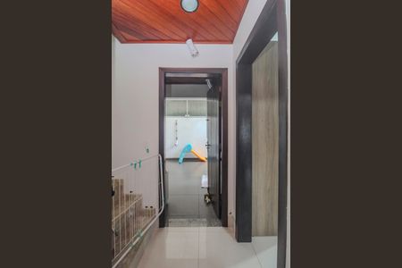Casa de condomínio à venda com 144m², 3 quartos e 2 vagas Casa de condomínio à venda com 144m², 3 quartos e 2 vagasCorredor