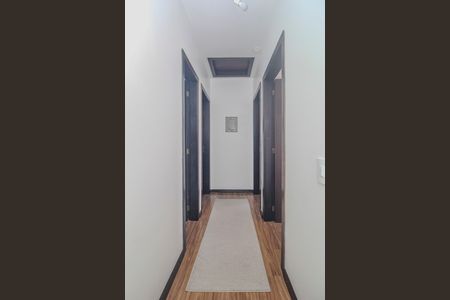 Casa de condomínio à venda com 144m², 3 quartos e 2 vagas Casa de condomínio à venda com 144m², 3 quartos e 2 vagasCorredor