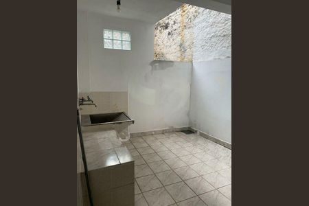 Casa à venda com 2 quartos, 172m² em Vila Mira, São Paulo