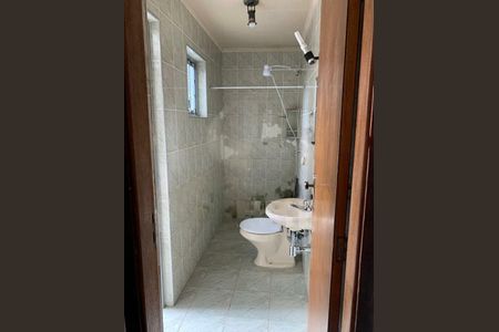 Casa à venda com 2 quartos, 172m² em Vila Mira, São Paulo