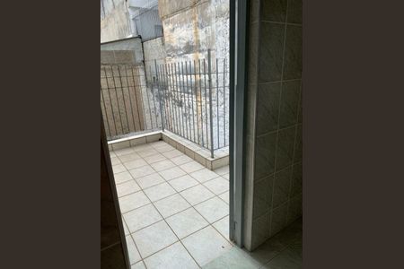 Casa à venda com 172m², 2 quartos e 1 vaga