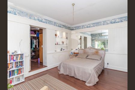 Casa à venda com 5 quartos, 318m² em Pacaembu, São Paulo
