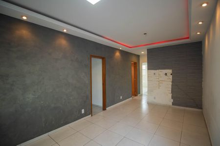 Sala de casa para alugar com 2 quartos, 130m² em Raul Veiga, São Gonçalo