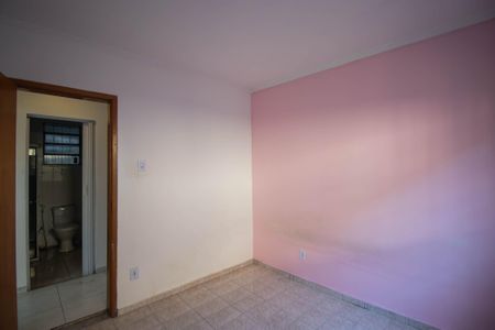 Quarto 2 de casa para alugar com 2 quartos, 130m² em Raul Veiga, São Gonçalo