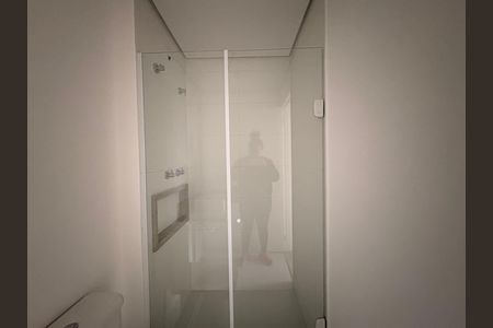 Apartamento à venda com 94m², 3 quartos e 2 vagas Apartamento à venda com 94m², 3 quartos e 2 vagasBanheiro