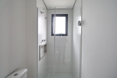 Apartamento à venda com 94m², 3 quartos e 2 vagas Apartamento à venda com 94m², 3 quartos e 2 vagasBanheiro da suíte 1