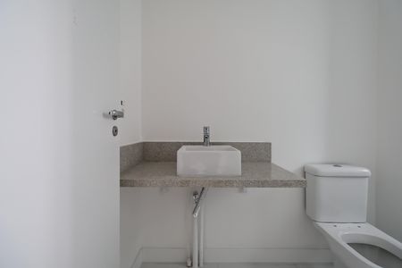 Apartamento à venda com 94m², 3 quartos e 2 vagas Apartamento à venda com 94m², 3 quartos e 2 vagasBanheiro da suíte 1