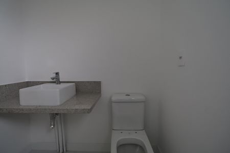 Apartamento à venda com 94m², 3 quartos e 2 vagas Apartamento à venda com 94m², 3 quartos e 2 vagasBanheiro da suíte 2