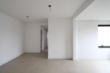 Apartamento à venda com 94m², 3 quartos e 2 vagas Apartamento à venda com 94m², 3 quartos e 2 vagasSala