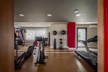 Apartamento à venda com 94m², 3 quartos e 2 vagas Apartamento à venda com 94m², 3 quartos e 2 vagasÁrea comum - Academia