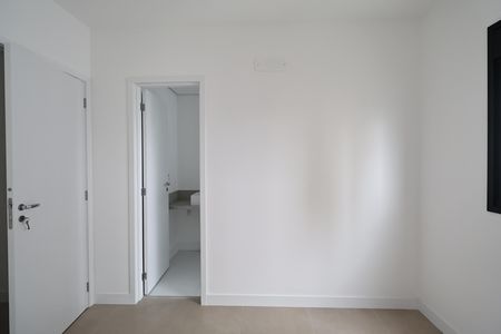 Apartamento à venda com 94m², 3 quartos e 2 vagas Apartamento à venda com 94m², 3 quartos e 2 vagasSuite 1