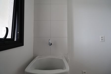 Apartamento à venda com 94m², 3 quartos e 2 vagas Apartamento à venda com 94m², 3 quartos e 2 vagasLavanderia