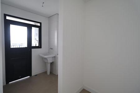 Apartamento à venda com 94m², 3 quartos e 2 vagas Apartamento à venda com 94m², 3 quartos e 2 vagasLavanderia