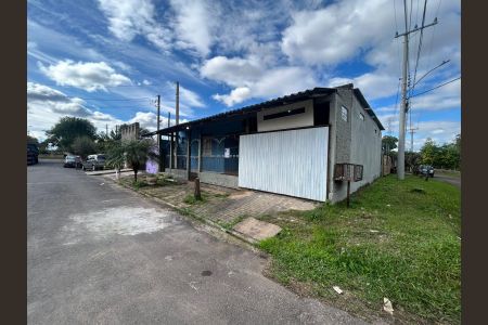 Casa para alugar com 80m², 3 quartos e 2 vagas Casa para alugar com 80m², 3 quartos e 2 vagasFachada