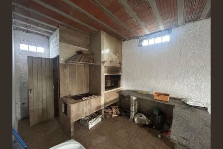 Casa para alugar com 80m², 3 quartos e 2 vagas Casa para alugar com 80m², 3 quartos e 2 vagasÁrea comum - Churrasqueira