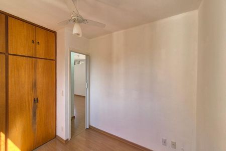 Quarto 2 de apartamento para alugar com 2 quartos, 47m² em Loteamento Parque São Martinho, Campinas