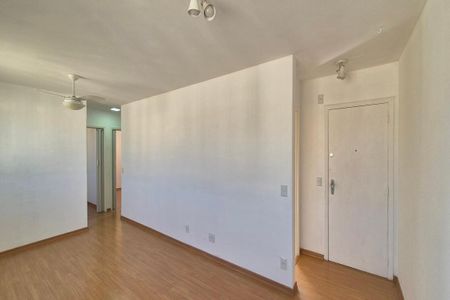 Sala de apartamento para alugar com 2 quartos, 47m² em Loteamento Parque São Martinho, Campinas