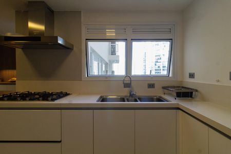 Apartamento à venda com 283m², 3 quartos e 3 vagas Apartamento à venda com 283m², 3 quartos e 3 vagasCozinha