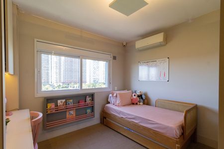 Apartamento à venda com 283m², 3 quartos e 3 vagas Apartamento à venda com 283m², 3 quartos e 3 vagasQuarto