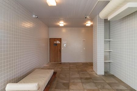 Apartamento à venda com 283m², 3 quartos e 3 vagas Apartamento à venda com 283m², 3 quartos e 3 vagasSauna