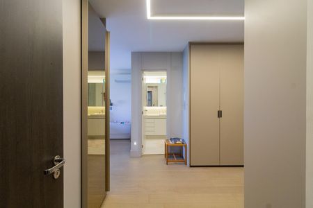 Apartamento à venda com 283m², 3 quartos e 3 vagas Apartamento à venda com 283m², 3 quartos e 3 vagasSuíte master
