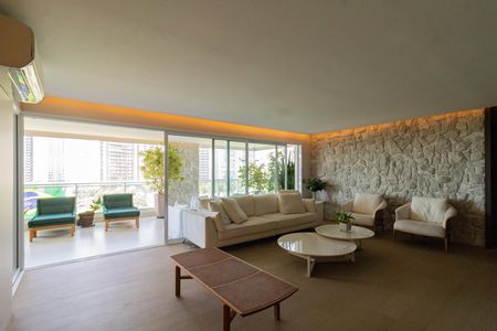 Apartamento à venda com 283m², 3 quartos e 3 vagas Apartamento à venda com 283m², 3 quartos e 3 vagasSala