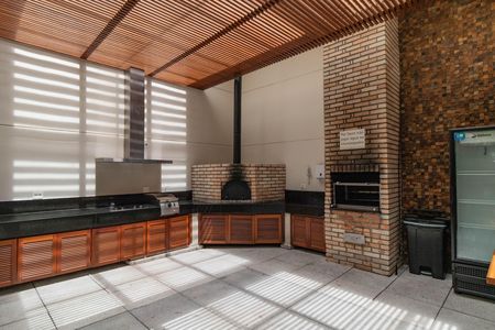 Apartamento à venda com 283m², 3 quartos e 3 vagas Apartamento à venda com 283m², 3 quartos e 3 vagasÁrea comum - Churrasqueira