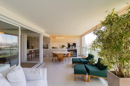 Apartamento à venda com 283m², 3 quartos e 3 vagas Apartamento à venda com 283m², 3 quartos e 3 vagasVaranda gourmet